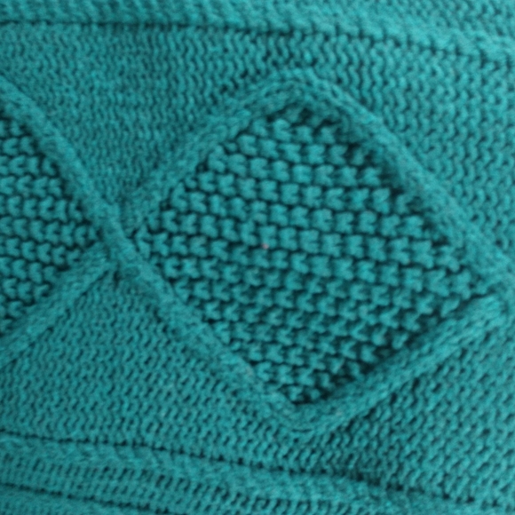 Old Navy Beautiful Sweater - Picture 3 of 7